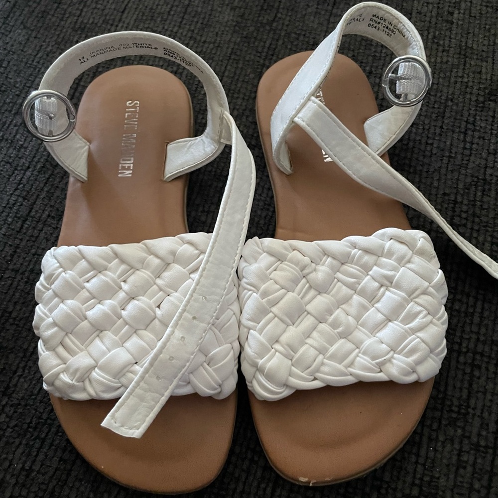 Steve Madden girl